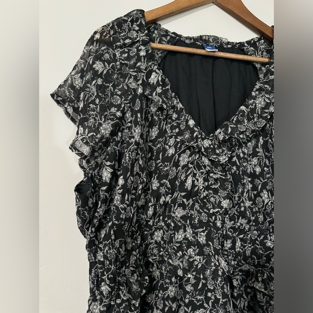 Old Navy - Black Ditsy Floral Ruffle Dress - Picture 2 of 10